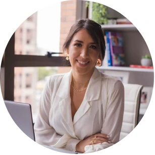 Sarina Antoniassi - nutricionista materno-infantil