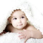 Cuidados certos e errados com a pele de bebês