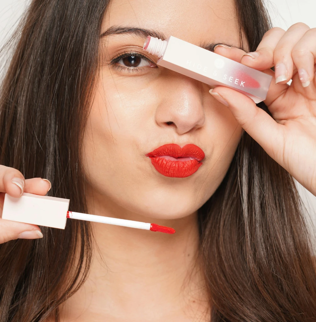 Alergia a batom: causas, sintomas e como escolher produtos seguros